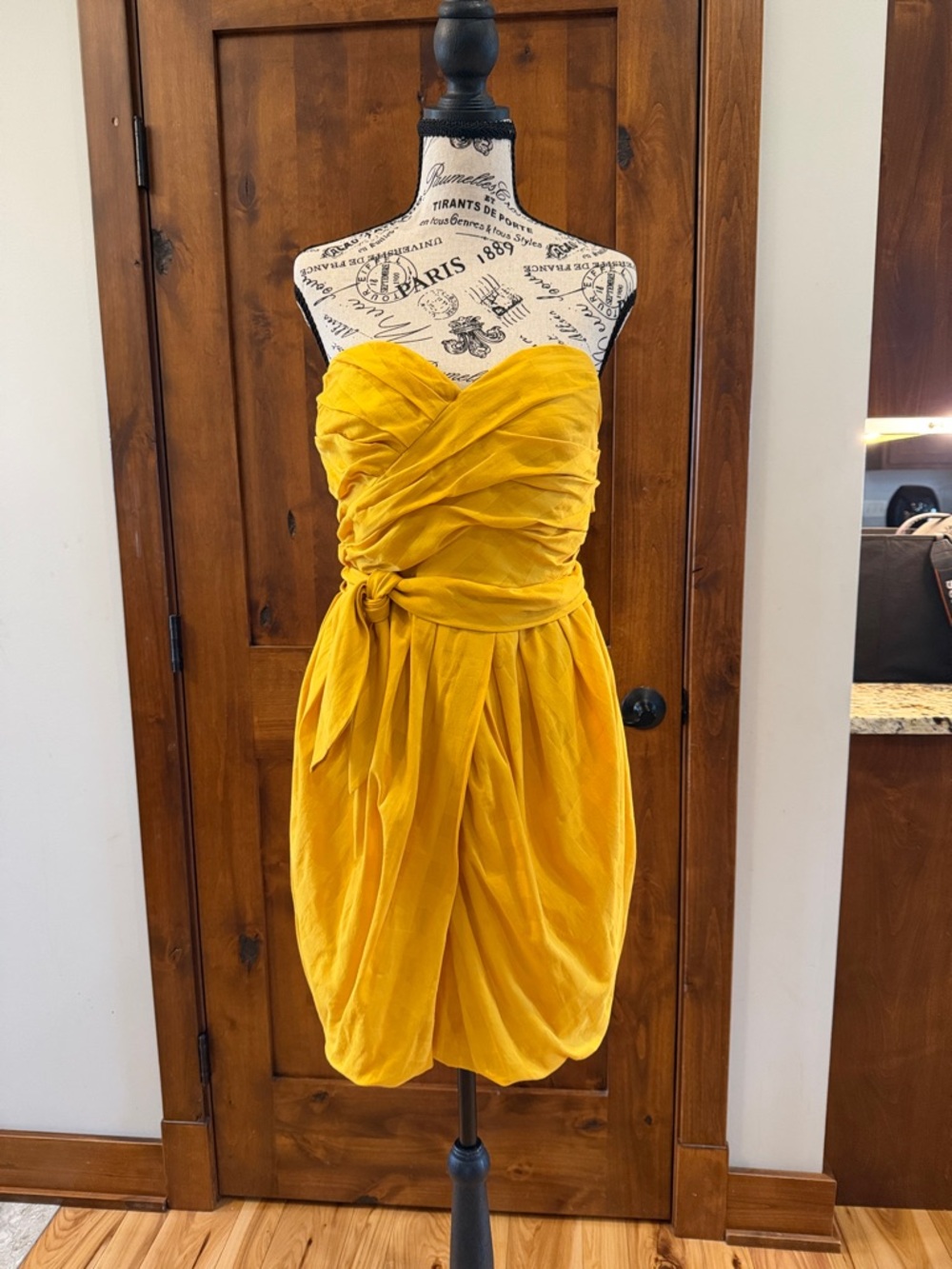 Marc by Marc Jacobs Sungold Yellow Strapless Ruched Cocktail Dress Size 8